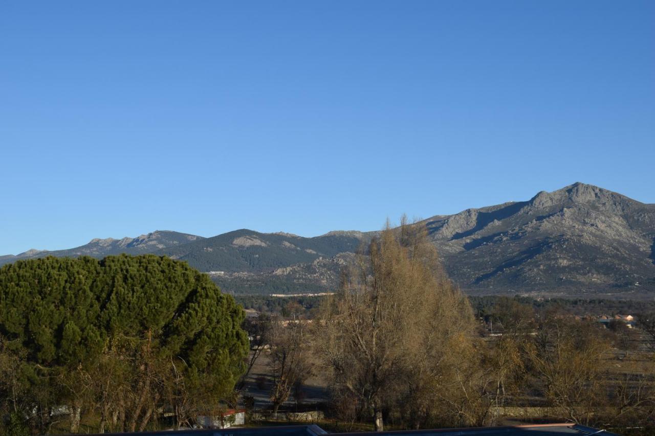 Hospederia La Canada Moralzarzal Esterno foto